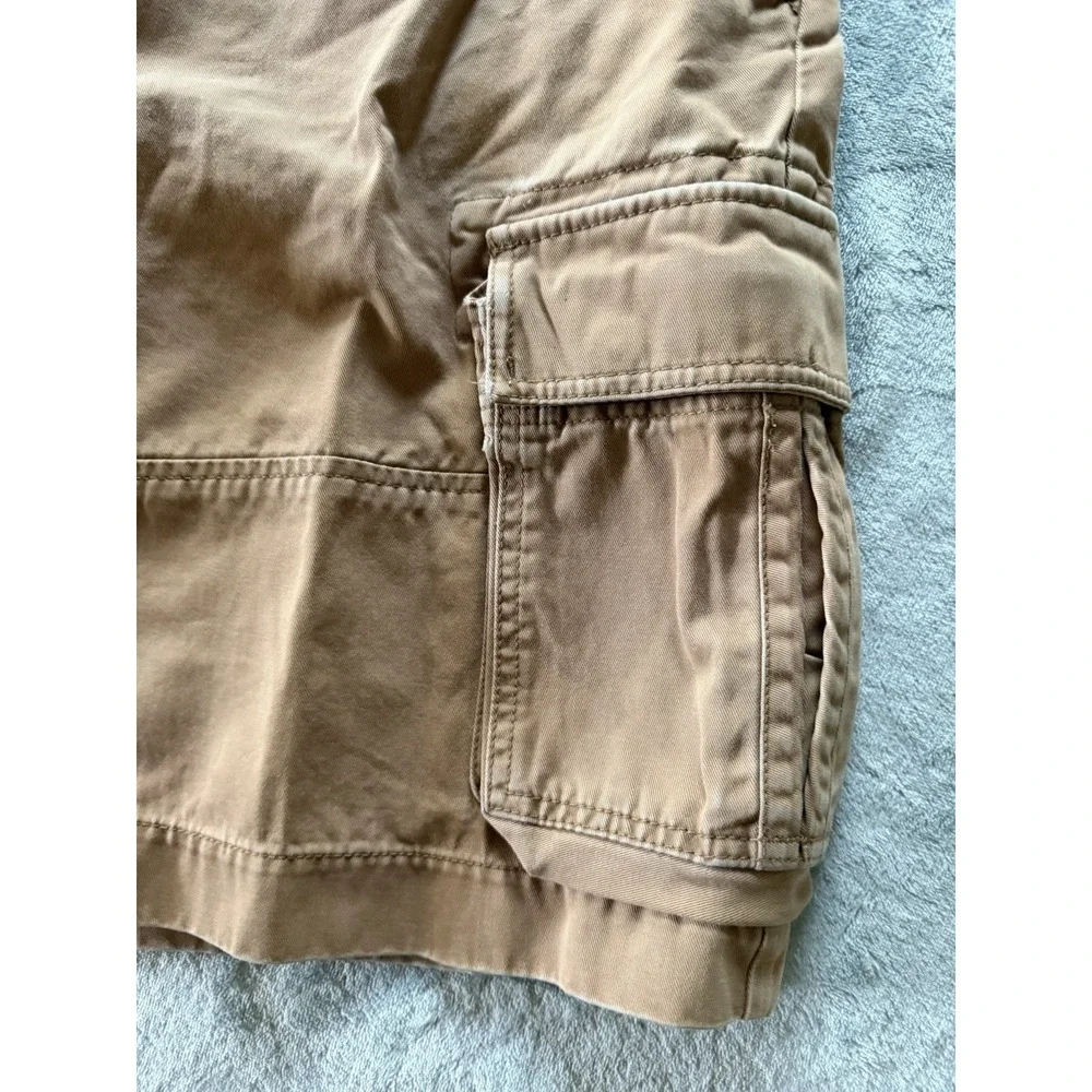 Cremieux Men's Cargo Shorts Khaki Heavy Duty Casual Outdoor Large Pockets Sz 38
